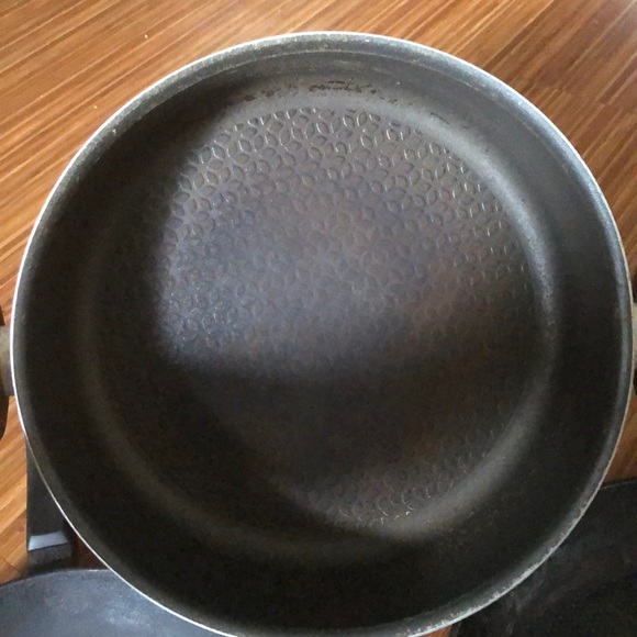 3 nonstick T-fal pots and pans - Picture 3 of 15